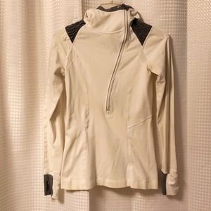 Luluelemon jogging top